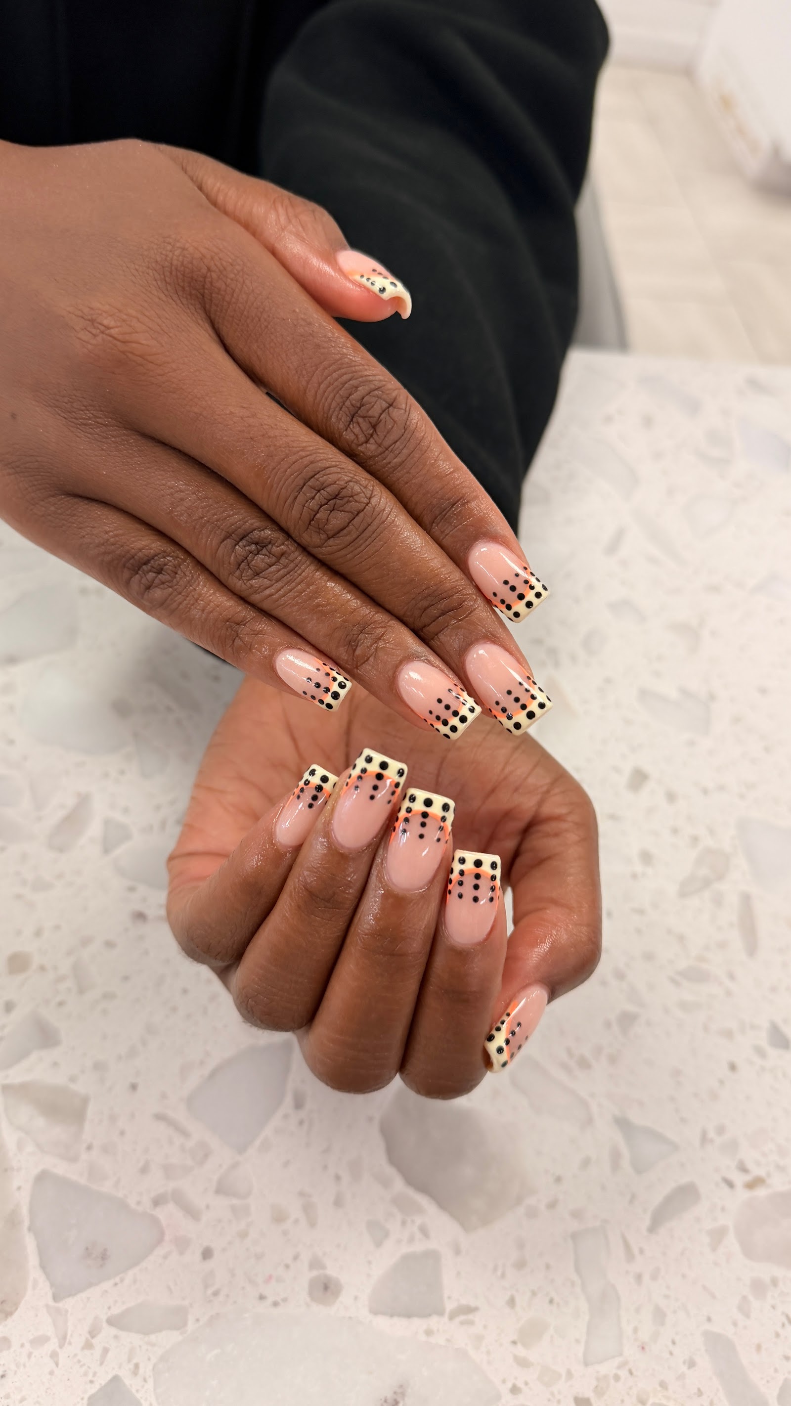 Glossy Nails Spa nail photo 3